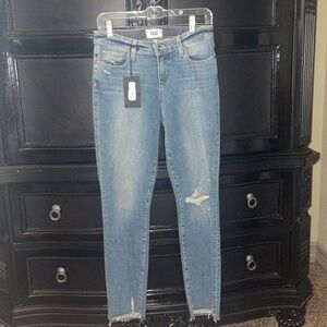 Paige Jeans TAGS ON (Style: Skyline Ankle Peg)